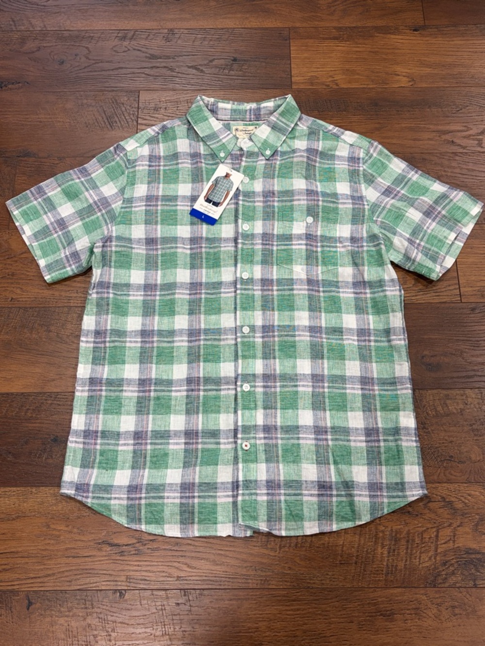 Men's Short-Sleeve Green Plaid Button-Down Shirt